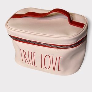 NWT Rae Dunn TRUE LOVE Cosmetic Case